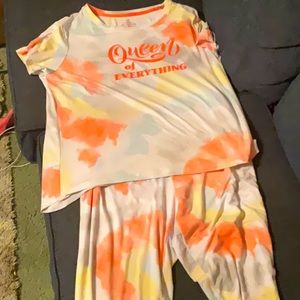 I am selling a new never used medium sized pajama set for 13 dollars